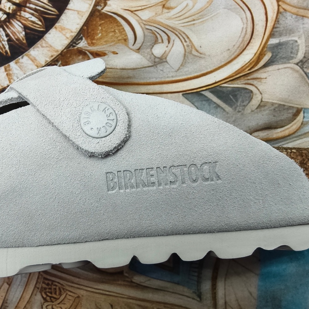NWT Women's Birkenstock Boston Shoes in White Suede - Narrow Fit - Picture 5 of 5